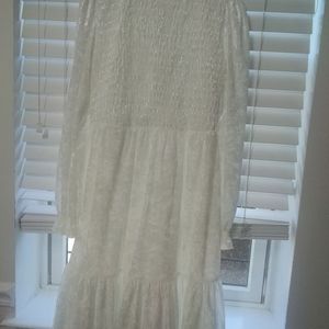 Brand new nueces ivory velvet dress size 16/xs